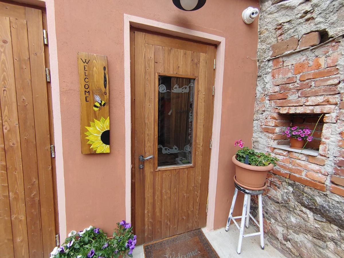 U Mikesu Apartment Vyšší Brod Екстериор снимка