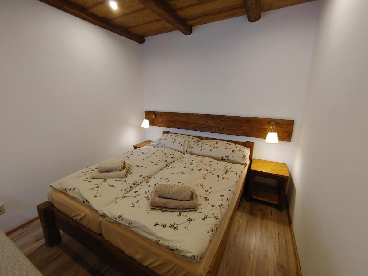 U Mikesu Apartment Vyšší Brod Екстериор снимка
